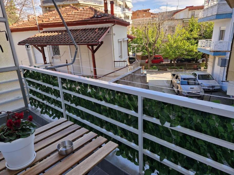 N&S Apartment B Едеса Екстериор снимка
